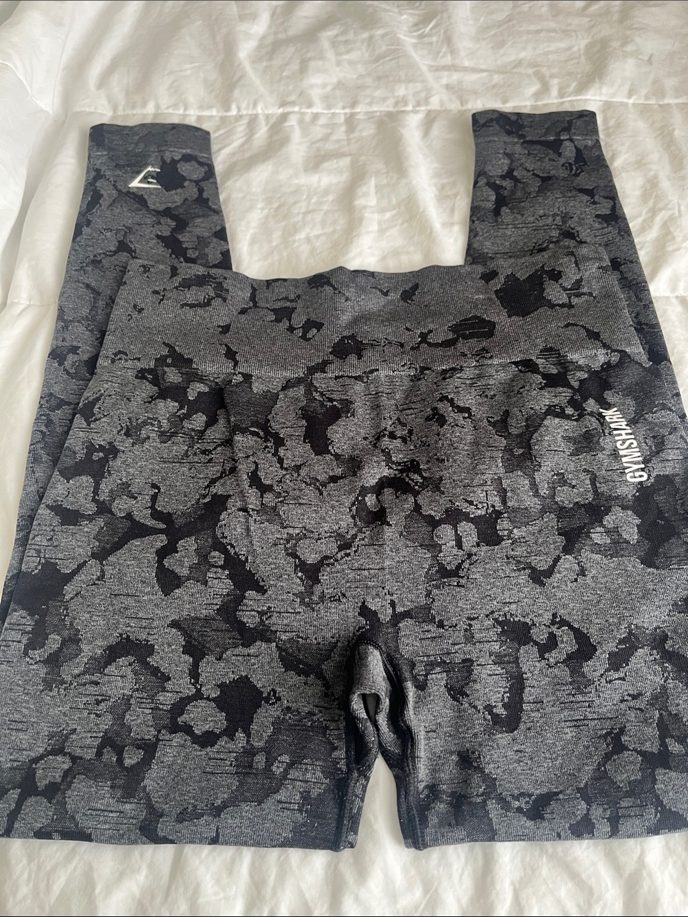 Gymshark Kids Gray and Black Camo Seamless Leggings